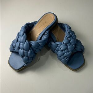 Vionic Women's Stylish Blue Woven Sandals